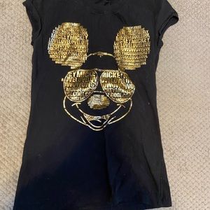 disney tee
